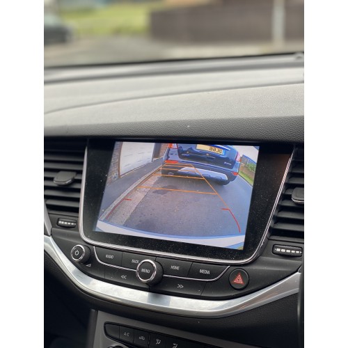 Intellilink RF900 Fully Fitted Reverse Camera (Hatchback)